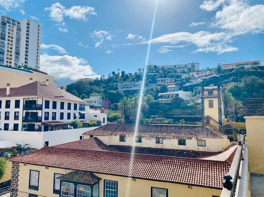 Estudio Con Amplia Terraza En Puerto De La Cruz Daire